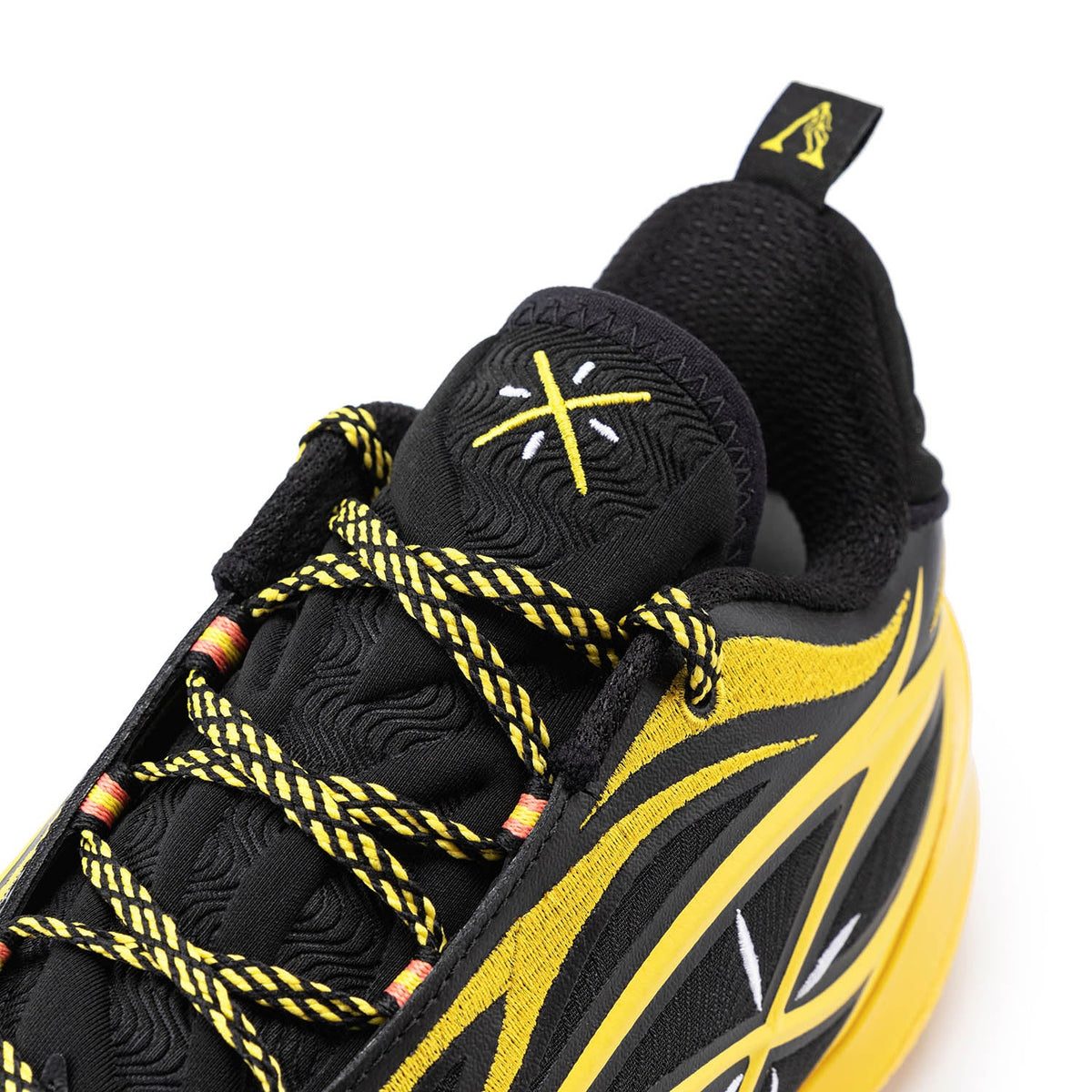 Wade 808 5 Ultra V2 "Caution" Way of Wade