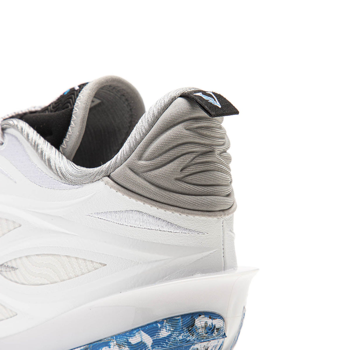 Wade 808 5 Ultra V2 "Sky Vault" Way of Wade